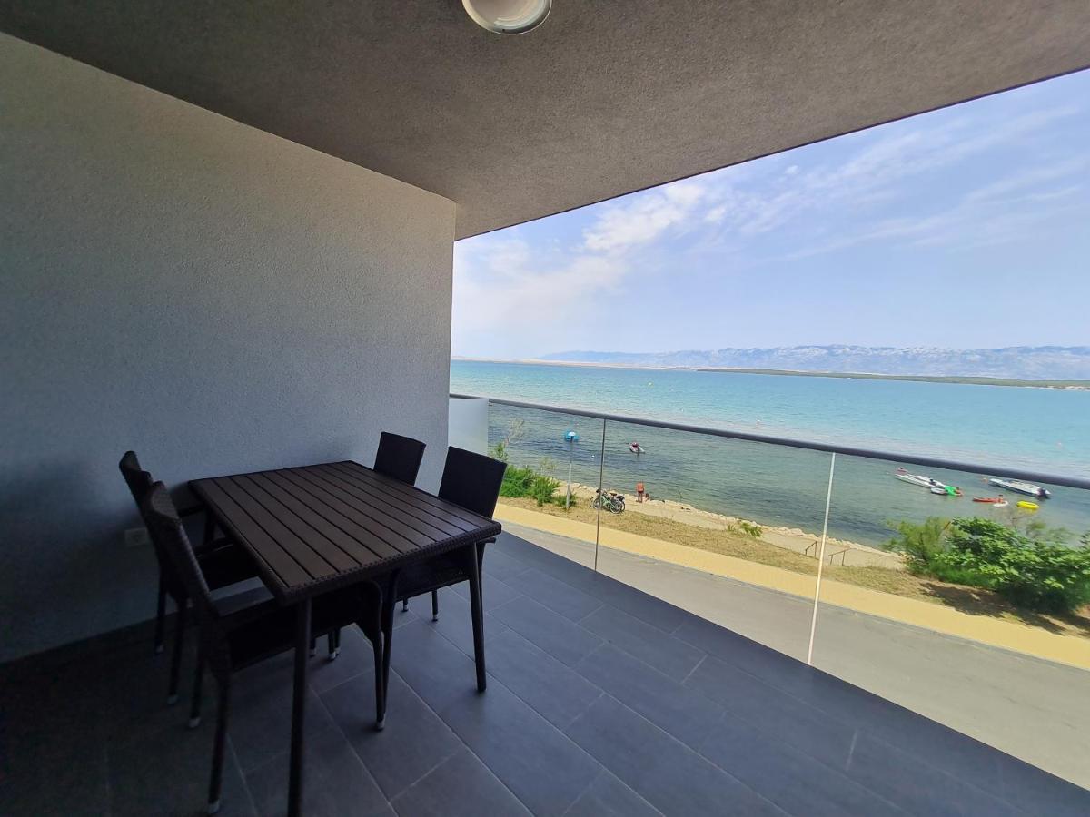 נין Apartmani Adria מראה חיצוני תמונה
