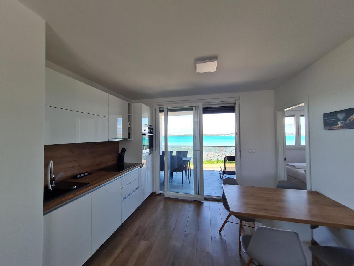 נין Apartmani Adria מראה חיצוני תמונה