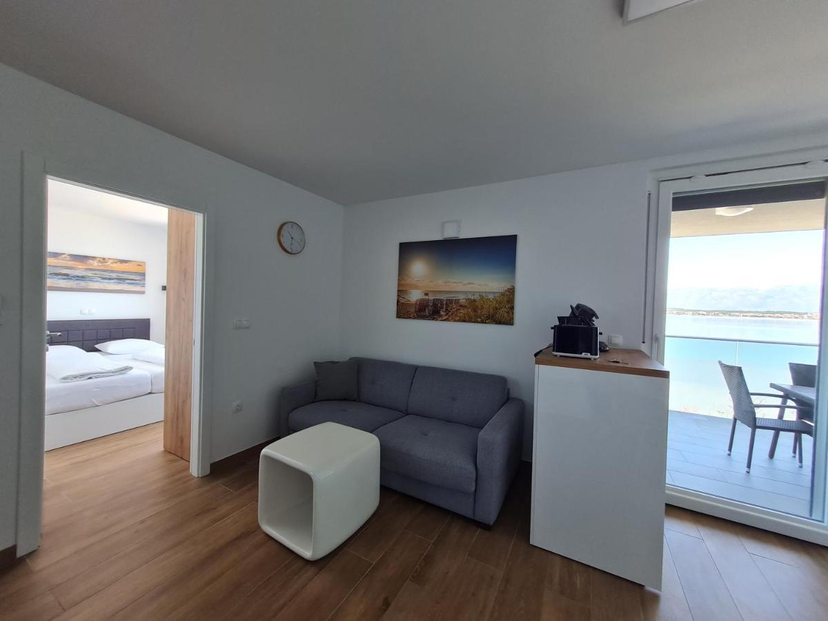 נין Apartmani Adria מראה חיצוני תמונה